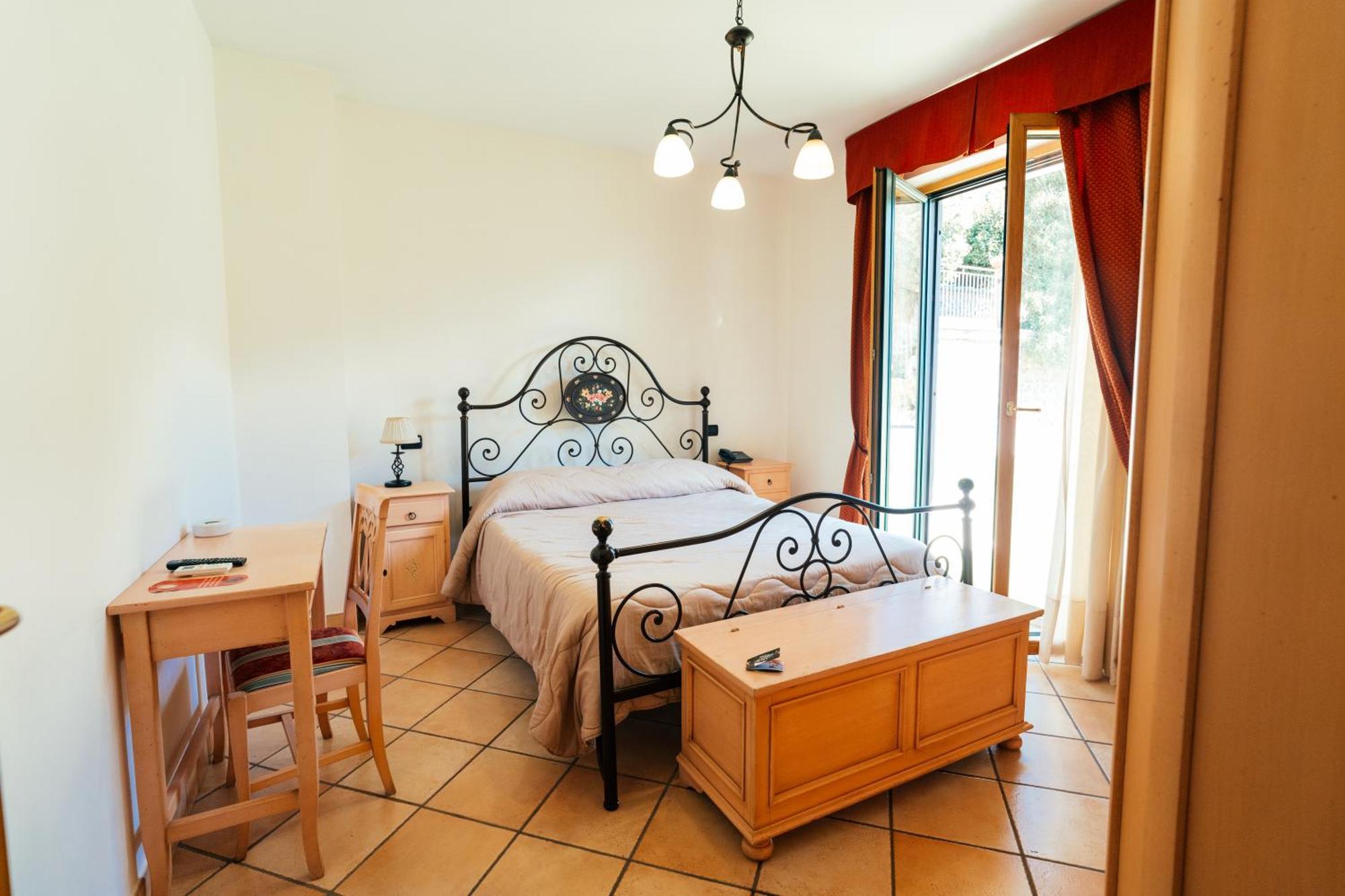 Villa Al Rifugio Кава-де-Тиррени Экстерьер фото